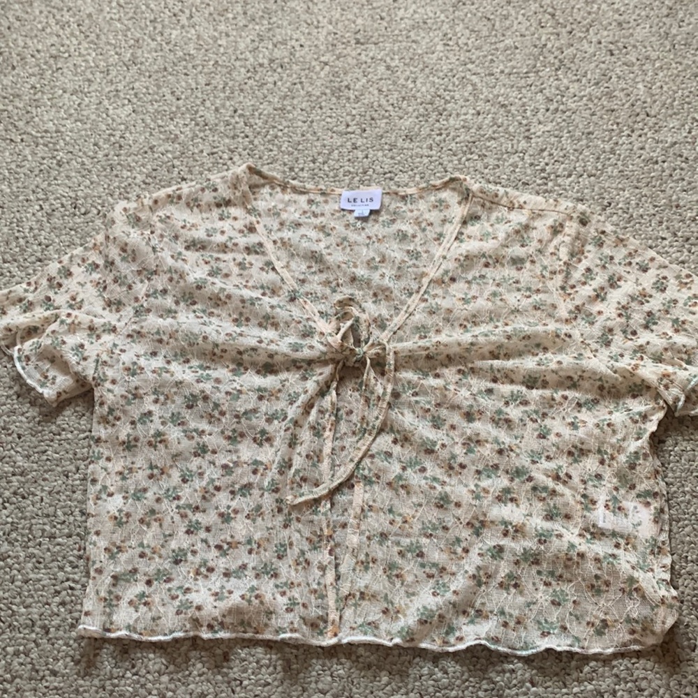 Little sweater/ cover up